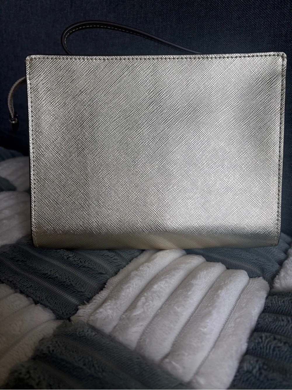 kate spade Metallic Gold clutch Bag - Picture 4 of 6